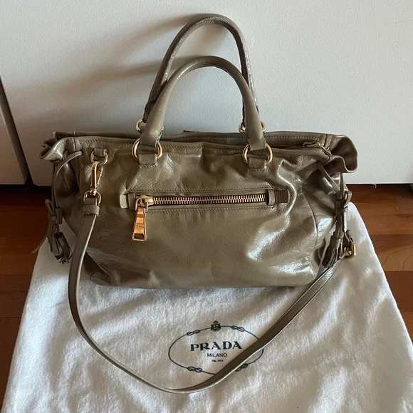 Prada Brown Calfskin ‘Vitello’ Shine Leather Handbag Purse w/ Crossbody Strap